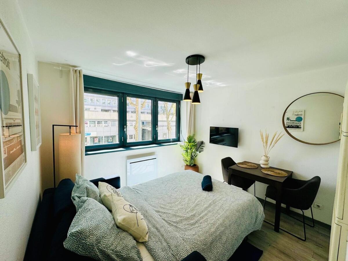 Bayah Apartment *